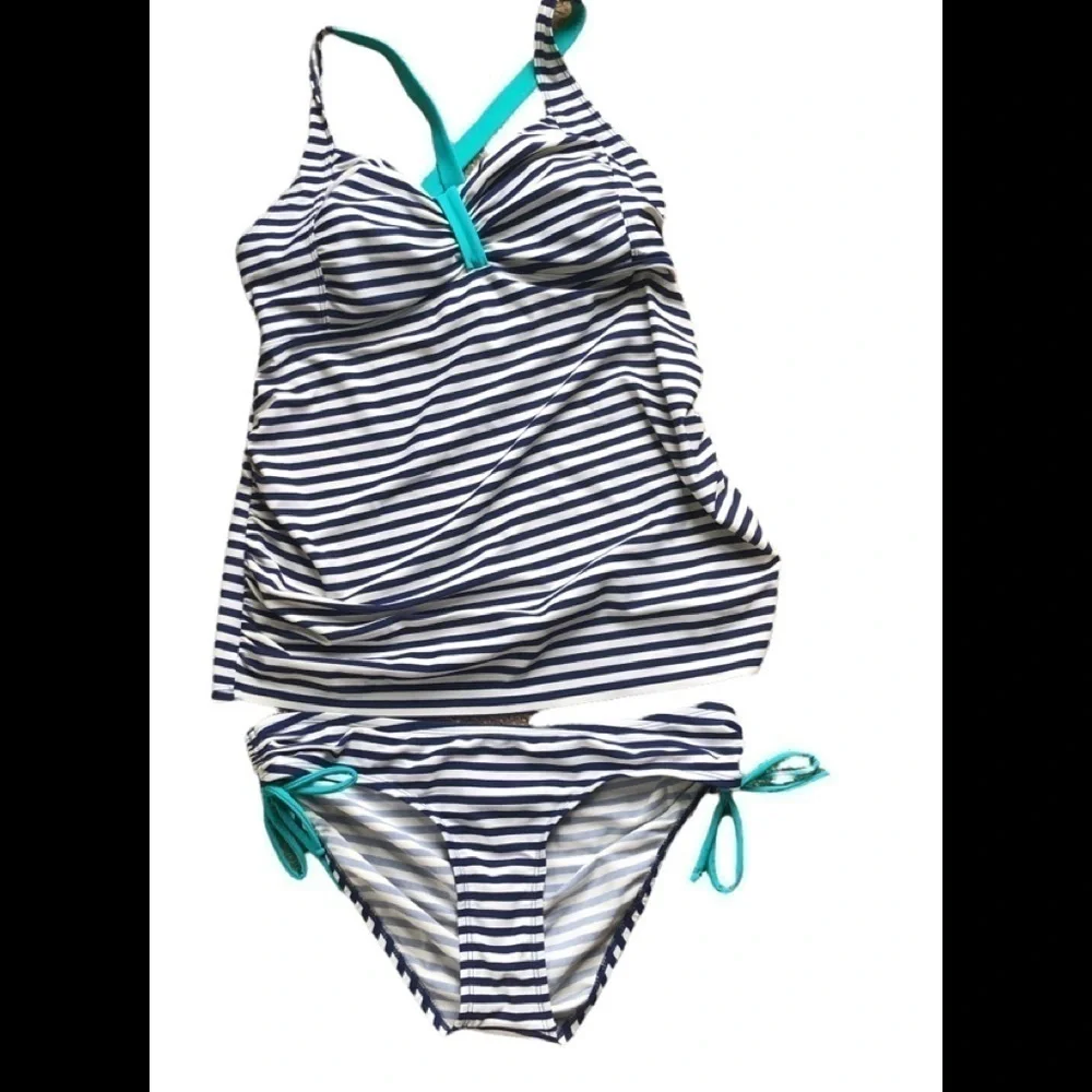 Beach Bump Motherhood Maternity Striped Navy Tankini Sz M Padded Bra Criss Cross